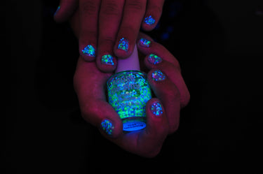 Glitter UV Nail Polish